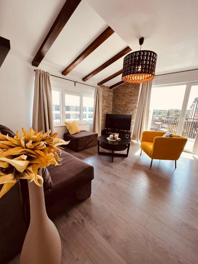Apartment Bijeca - *